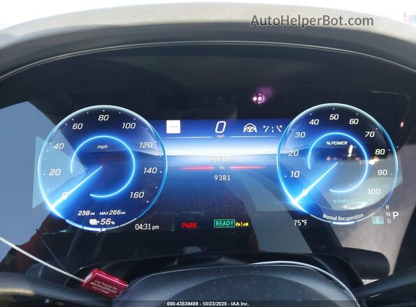 4JGDM2DB7RA032590 2024 MERCEDES-BENZ EQS 450 SUV White Հետևի նստատեղերի տեսք