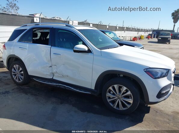 4JGFB4JB3PA834324 2023 MERCEDES-BENZ GLE 350 White Widok wnętrza z tyłu