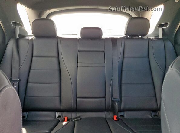 4JGFB4JB9LA279910 2020 MERCEDES-BENZ GLE Black Widok tylnych siedzeń