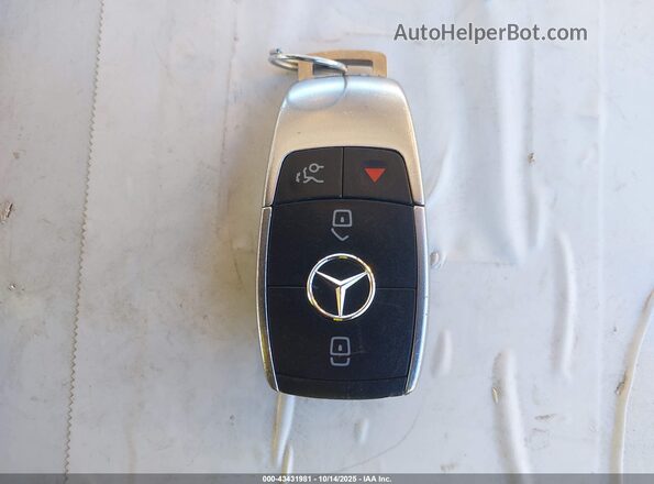 4JGFB4KB0LA079223 2020 MERCEDES-BENZ GLE 350 Синий Вид панели приборов