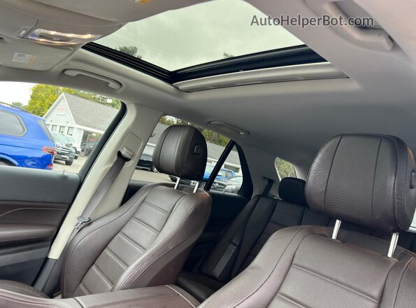 4JGFB5KB8LA048727 2020 MERCEDES-BENZ GLE Blue Rear seats view