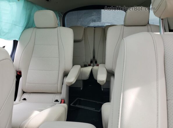 4JGFF5KE2PB030738 2023 MERCEDES-BENZ GLS White Widok tylnych siedzeń