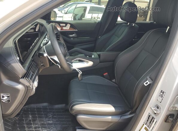 4JGFF8FE0RB204367 2024 MERCEDES-BENZ GLS Silver Widok wnętrza z przodu