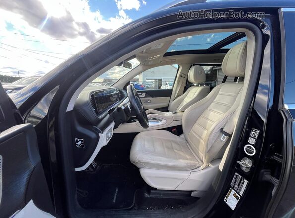 4JGFF8GE6MA385648 2021 MERCEDES-BENZ GLS Black ხელსაწყოთა პანელის ხედი
