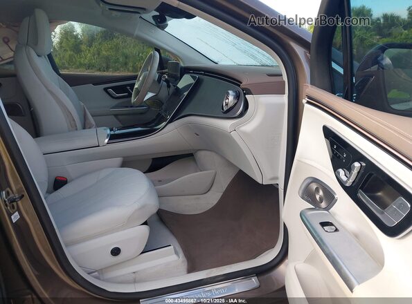 4JGGM2BBXRA054731 2024 MERCEDES-BENZ EQE 350+ SUV Brown წინა სალონის ხედი