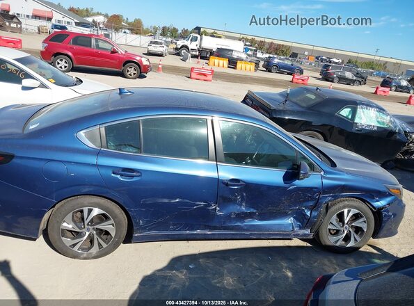 4S3BWAC61N3024455 2022 SUBARU LEGACY Blue Rear interior view