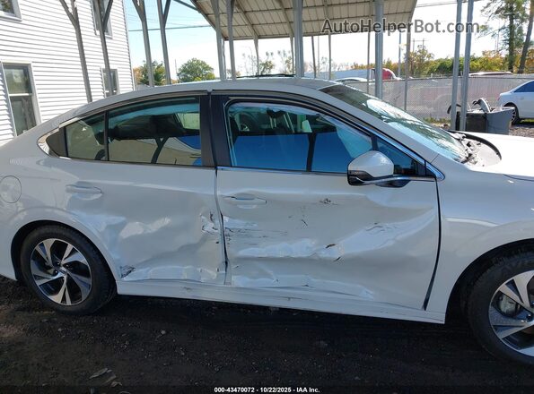 4S3BWAC68L3034638 2020 SUBARU LEGACY White Front view