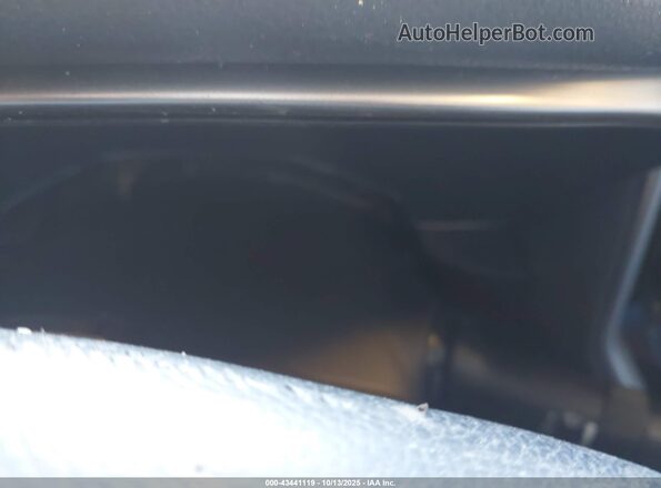 4S3BWAF6XL3024821 2020 SUBARU LEGACY White 360 interior view
