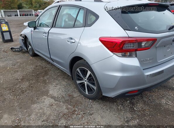4S3GTAD61P3713752 2023 SUBARU IMPREZA Серебряный 