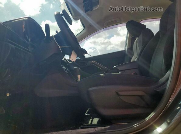 4S3GTAV60M3712604 2021 SUBARU IMPREZA Gray Vista interior delantera