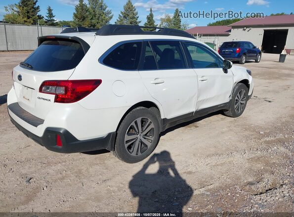 4S4BSANC9J3232930 2018 SUBARU OUTBACK White 