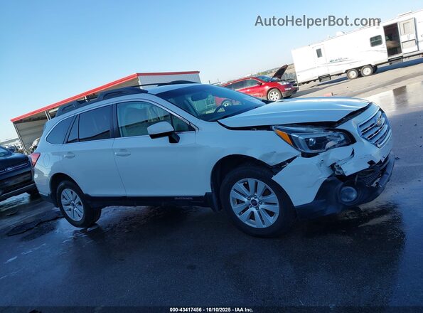 4S4BSBCCXG3309290 2016 SUBARU OUTBACK White Widok wnętrza z tyłu
