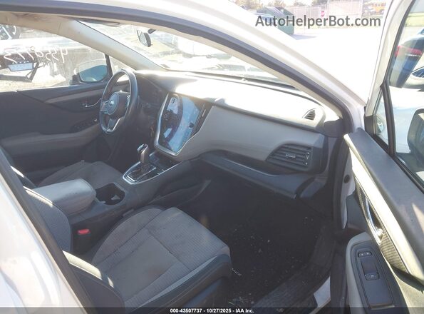4S4BTACC2L3104807 2020 SUBARU OUTBACK White წინა სალონის ხედი