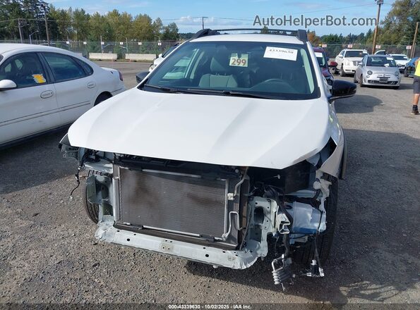 4S4BTADC6S3166191 2025 SUBARU OUTBACK White Widok wnętrza z tyłu