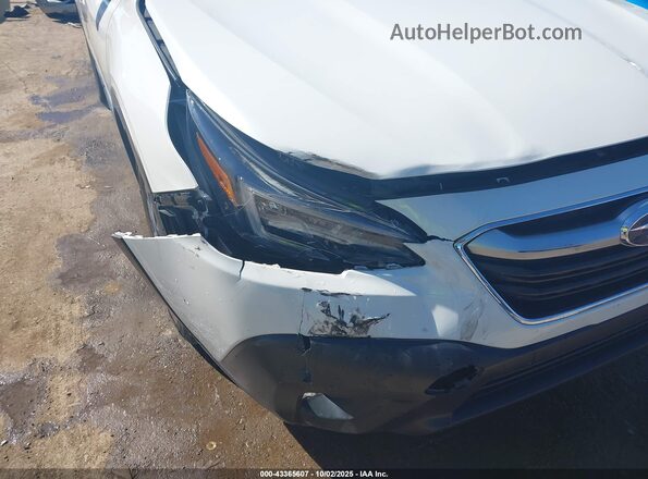 4S4BTAFC7N3120810 2022 SUBARU OUTBACK Белый Вид спереди