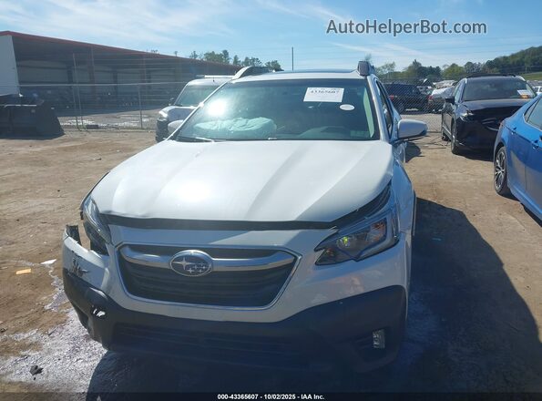 4S4BTAFC7N3120810 2022 SUBARU OUTBACK Белый Вид задней части салона