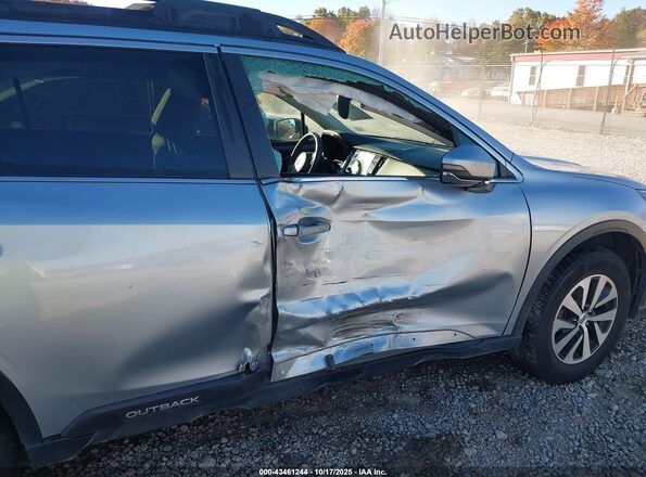 4S4BTAFC9N3216082 2022 SUBARU OUTBACK Серебряный Вид спереди