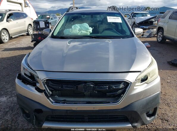 4S4BTALC7L3240401 2020 SUBARU OUTBACK Silver Вид задньої частини салону