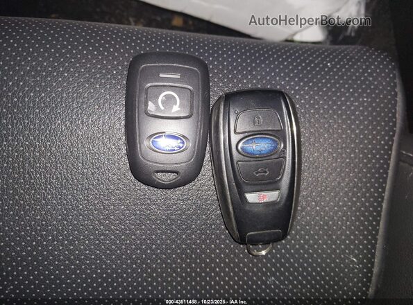 4S4BTANC0L3127774 2020 SUBARU OUTBACK Gray Widok deski rozdzielczej