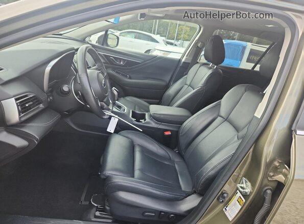 4S4BTANC3L3238982 2020 SUBARU OUTBACK Green Front interior view
