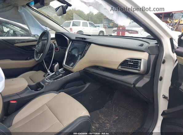 4S4BTANCXL3244195 2020 SUBARU OUTBACK White Widok wnętrza z przodu
