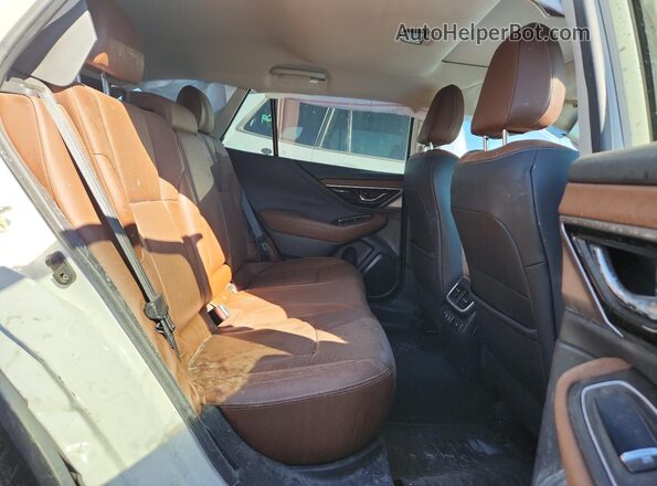 4S4BTGPD7L3172445 2020 SUBARU OUTBACK White Rear interior view