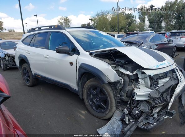 4S4BTGUD4R3239368 2024 SUBARU OUTBACK Белый Вид задней части салона