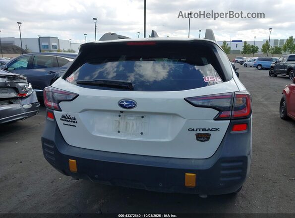 4S4BTGUD4R3239368 2024 SUBARU OUTBACK Белый 