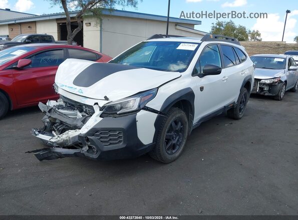 4S4BTGUD4R3239368 2024 SUBARU OUTBACK Белый Передняя левая четверть