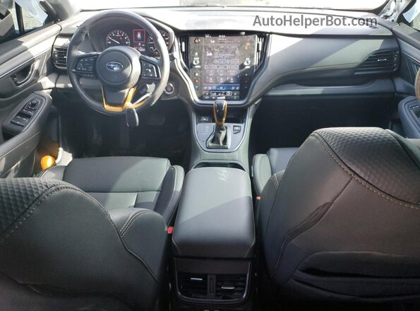 4S4BTGUD8S3184249 2025 SUBARU OUTBACK White Dashboard view