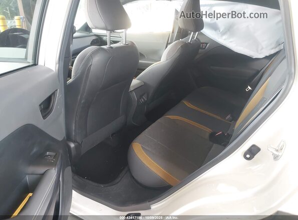 4S4GUHF60R3834726 2024 SUBARU CROSSTREK White Widok naklejki z numerem VIN