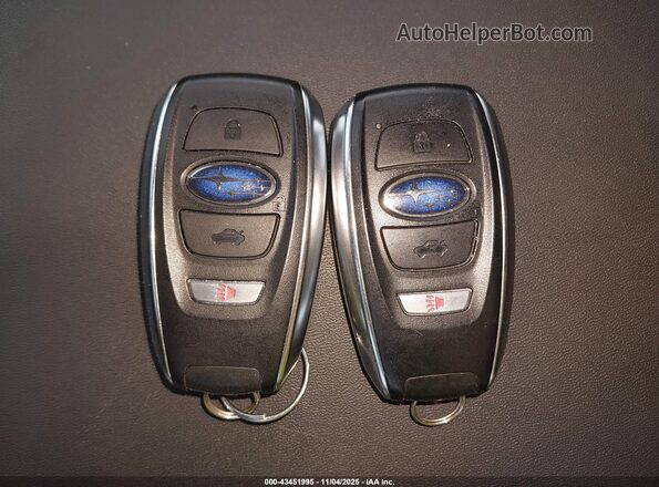 4S4WMAHD8R3462745 2024 SUBARU ASCENT Синий Вид панели приборов