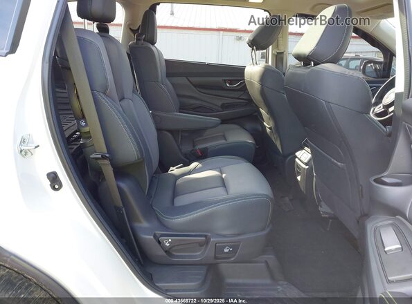 4S4WMAKD7P3443190 2023 SUBARU ASCENT White Vista de la etiqueta del VIN