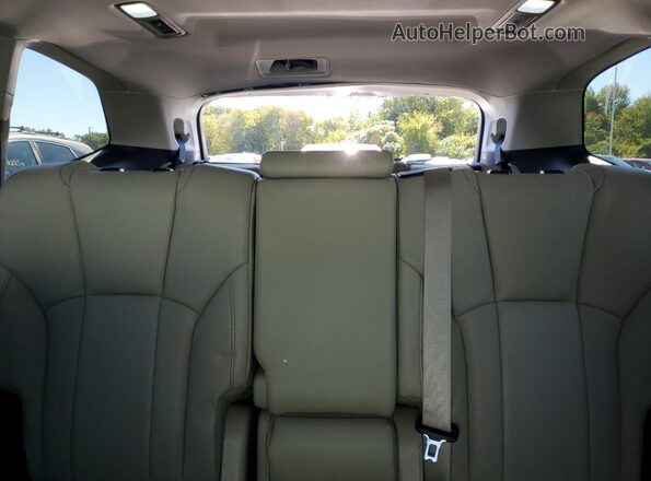 4S4WMALD0L3410475 2020 SUBARU ASCENT White Rear seats view