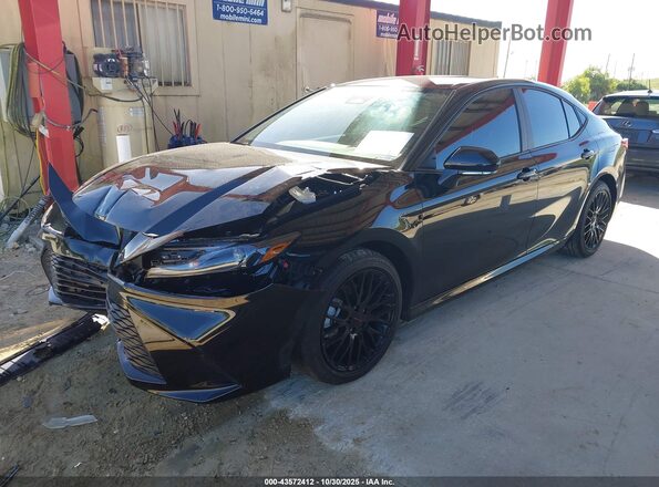 4T1DAACK8SU621270 2025 TOYOTA LE Black წინა მარცხენა ხედი სამი მეოთხედიდან
