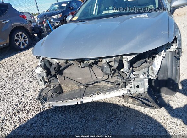 4T1G11BK7LU013255 2020 TOYOTA CAMRY Silver Vista frontal