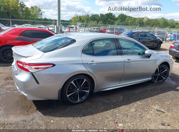 4T1K61AK9LU505752 2020 TOYOTA CAMRY Silver Widok wnętrza 360 stopni