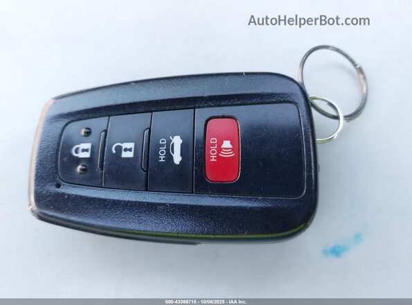 4T1NB1BB6MU001670 2021 TOYOTA LIMITED Blue Dashboard view