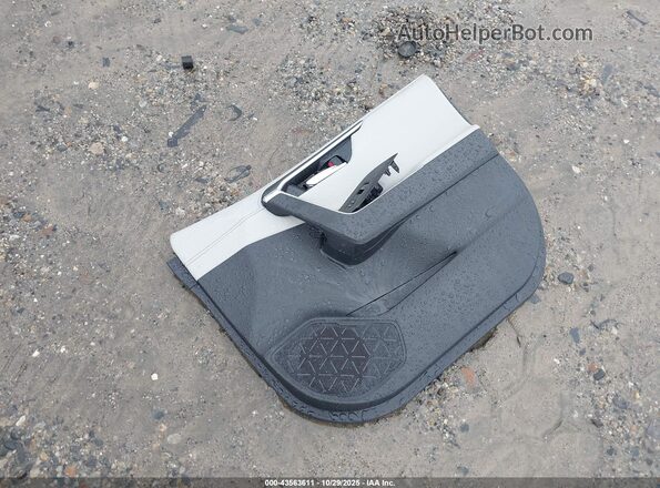 4T3D6RFV7MU056798 2021 TOYOTA LIMITED Blue Vista del cuadro de instrumentos