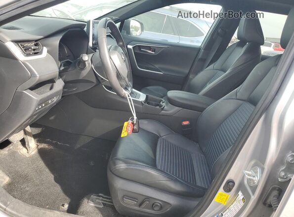 4T3EWRFV1LU004876 2020 TOYOTA RAV4 Silver Vista interior delantera