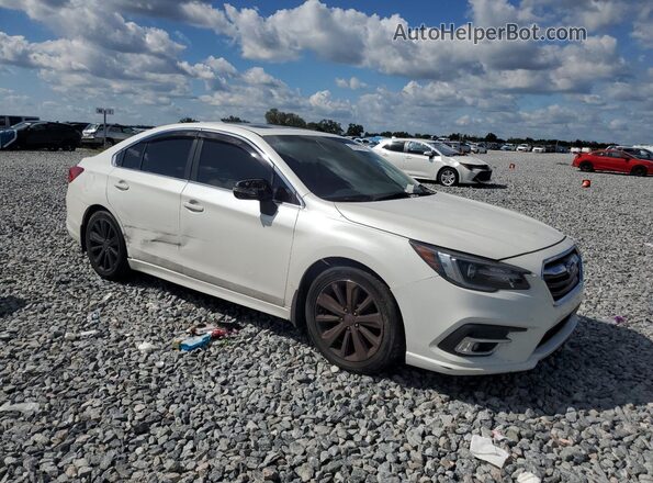4S3BNAN68J3015360 2018 SUBARU LEGACY Белый 
