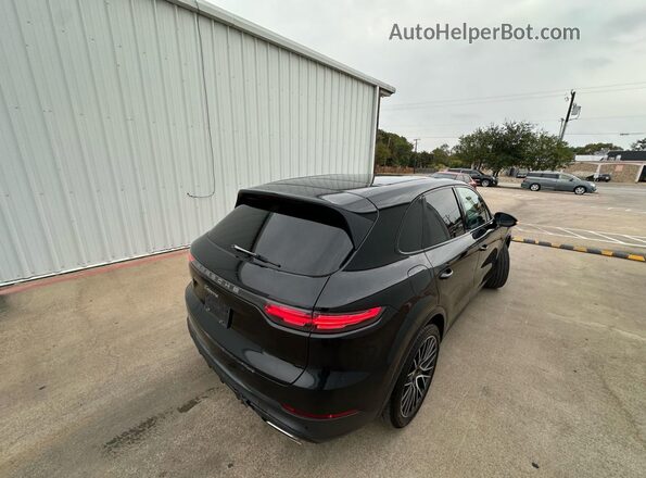 WP1AA2AY7LDA05841 2020 PORSCHE CAYENNE Black Widok z przodu