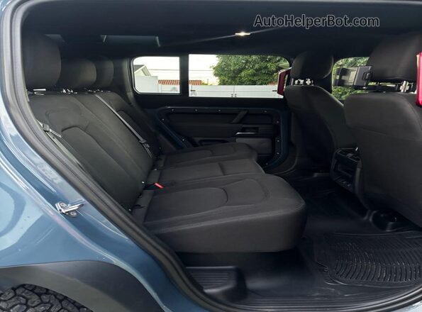 SALEK7EX3P2143434 2023 LAND ROVER DEFENDER Blue Widok wnętrza z przodu