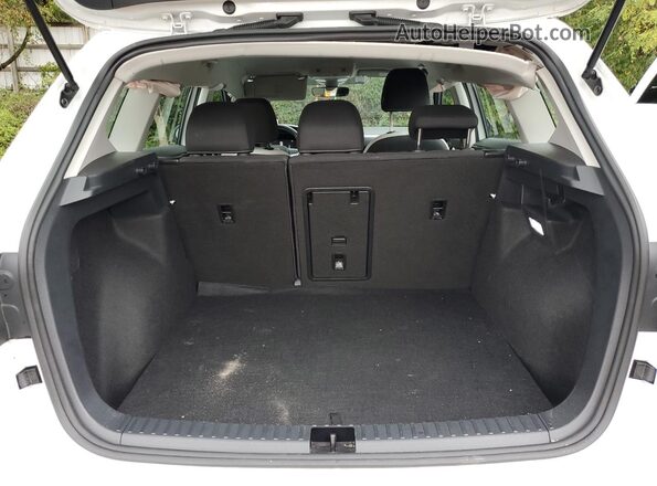 3VV8C7B26SM041980 2025 VOLKSWAGEN TAOS White 