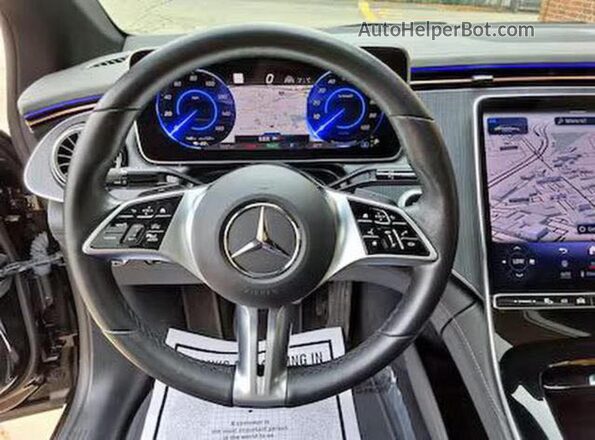 W1KEG1CB0RF045377 2024 MERCEDES-BENZ EQE Black Vista interior trasera