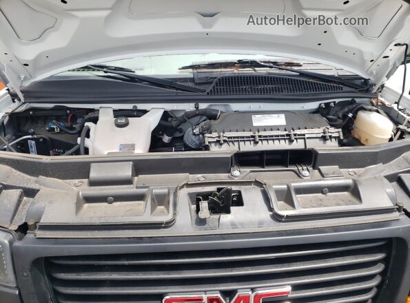 1GTZ7GFPXP1143302 2023 GMC SAVANA White Widok naklejki z numerem VIN