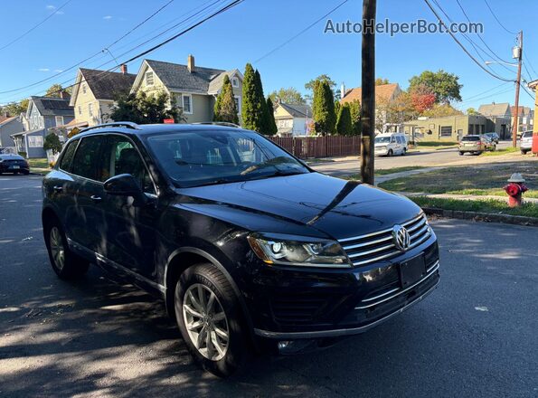 WVGEF7BP9HD004779 2017 VOLKSWAGEN TOUAREG Black 