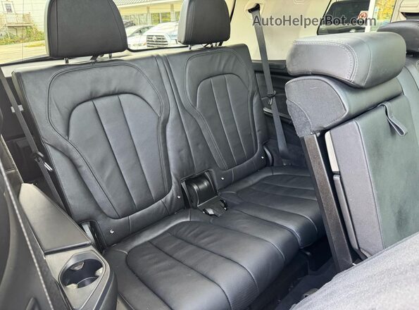 5UXCW2C01M9G78181 2021 BMW X7 Black Вид панелі приладів