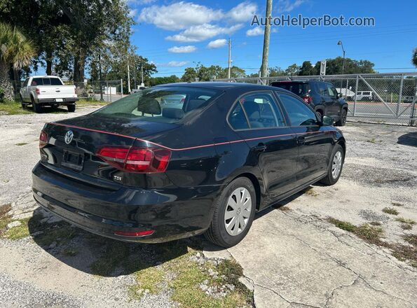 3VW267AJ2GM323350 2016 VOLKSWAGEN JETTA Black 
