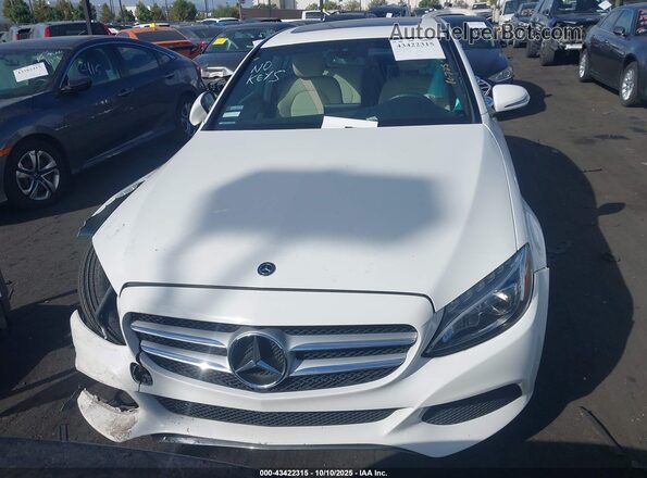 55SWF4HB5JU263270 2018 MERCEDES-BENZ C 350E White Vista del cuadro de instrumentos
